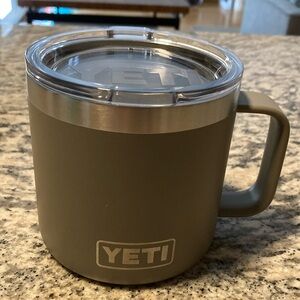 Yeti 14oz mug